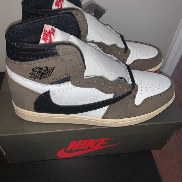 TRAVIS SCOTT 1s - Picture 6 of 10
